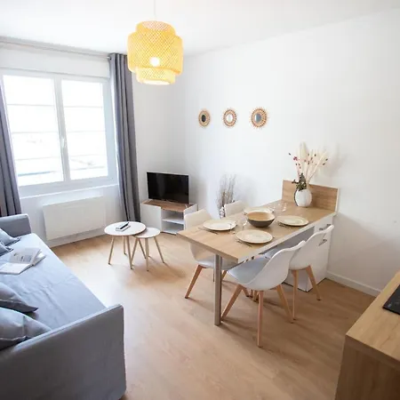 4 Pers Centre-ville / 300m * Royan