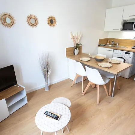 Apartment 4 Pers Centre-ville / 300m Royan
