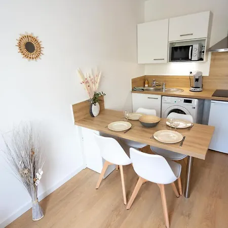 4 Pers Centre-ville / 300m Apartment *